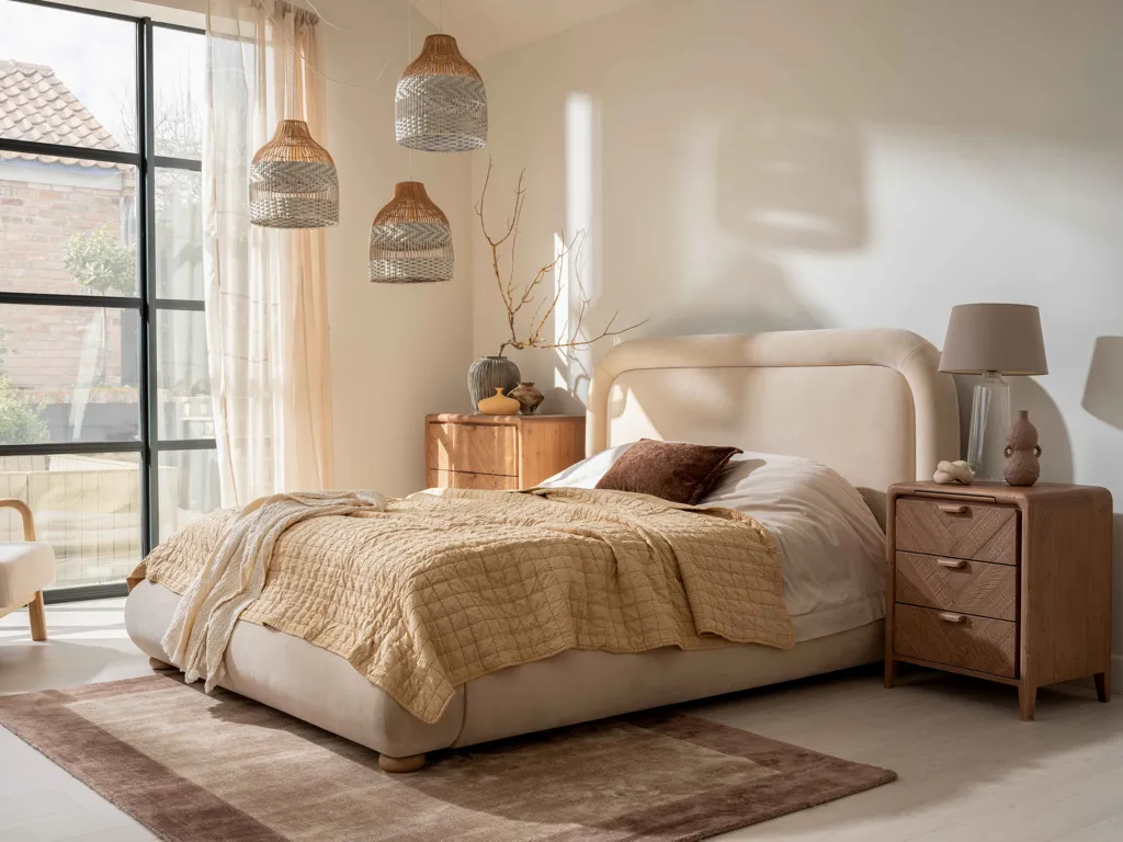 Natural materials in bedroom furniture